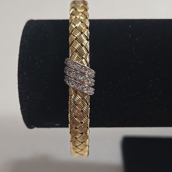18k Gold Plated Woven Bracelet - Picture 3 of 5